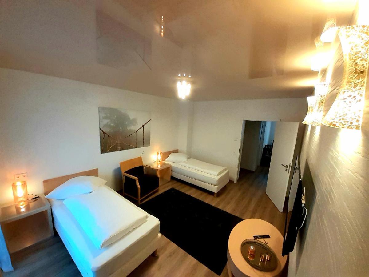 Modernes Apartment Metzingen 2 Reutlingen Exterior foto